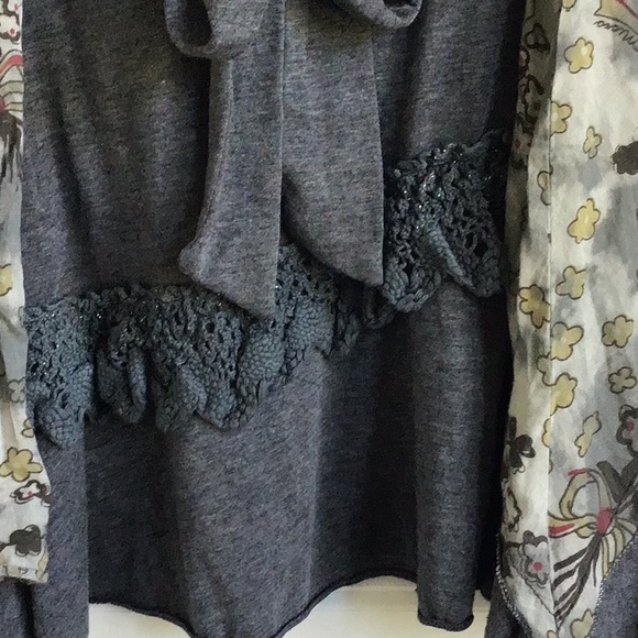 💥PAPILLON VANCOUVER LOS ANGELES💥 Unique Vintage Top! New Condition. Size Sm. - Picture 16 of 16